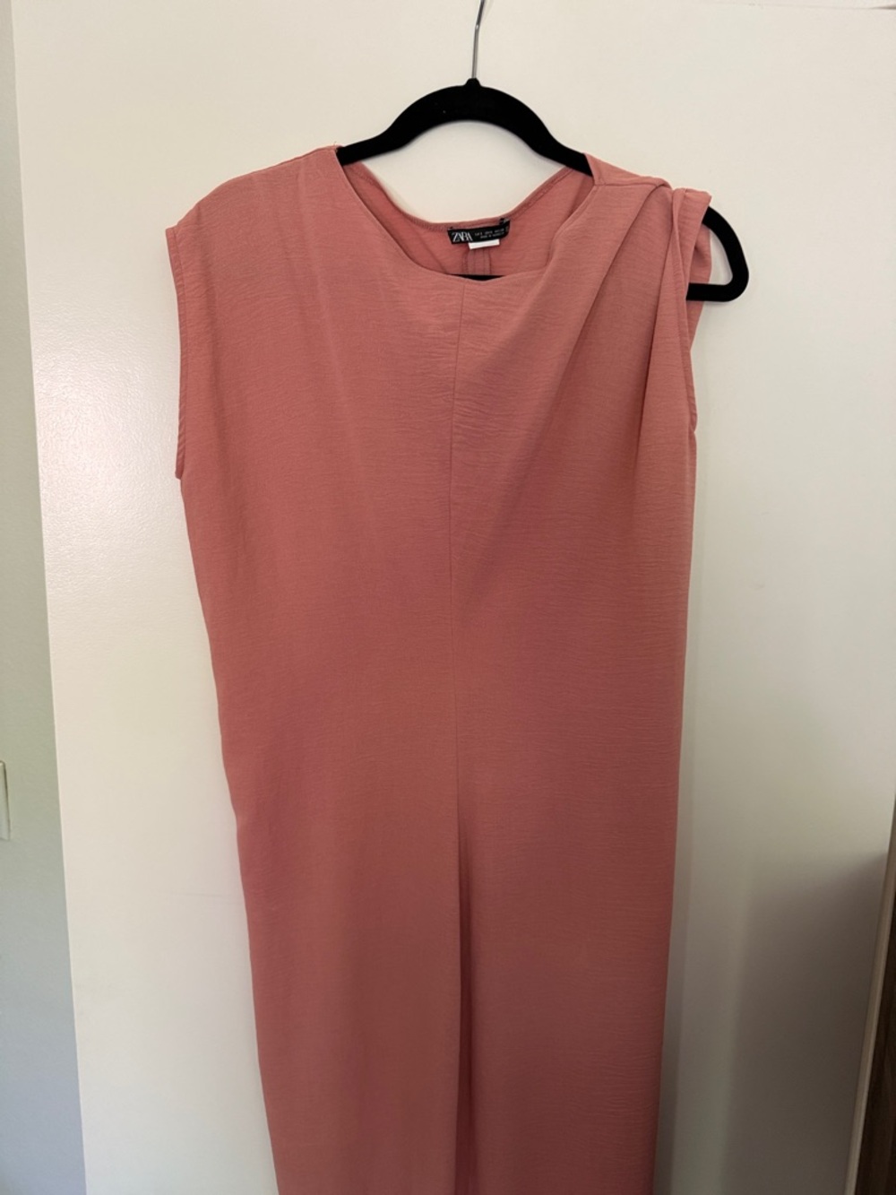 Zara Sleeveless Midi Dress in Dusty Rose